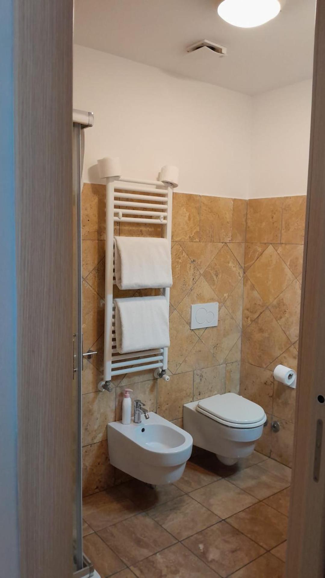 Rainbow Sweet Rooms Valmontone Εξωτερικό φωτογραφία